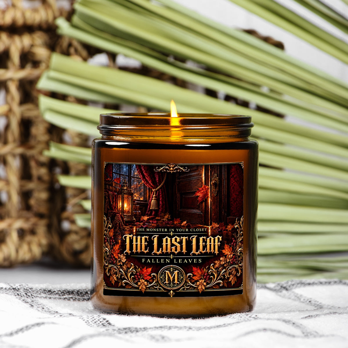 The Last Leaf — Fallen Leaves Scented Candle - 9 oz Amber Glass